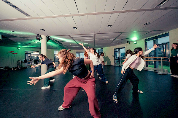 Urban Dance II/III