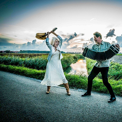 Melancholie in de Polder 2 (reprise) - Leoni Jansen & Carel Kraaijenhof