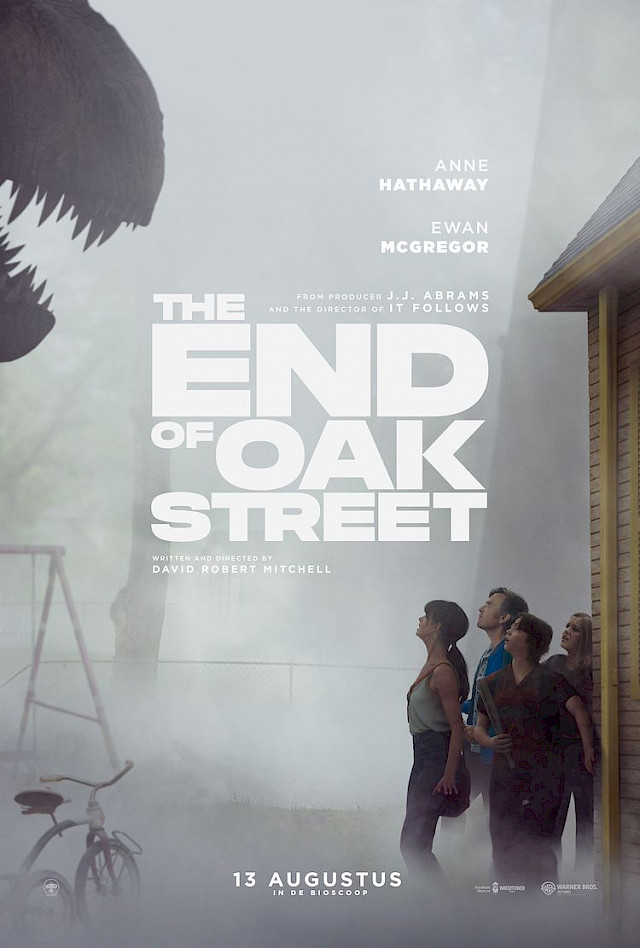 the-end-of-oak-street_ps_1_jpg_sd-low_photo-credit-daniel-mcfadden-courtesy-warner-bros-pictures.jpg